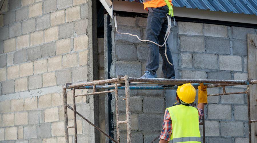 Professional gutter cleaning in Conconully, WA